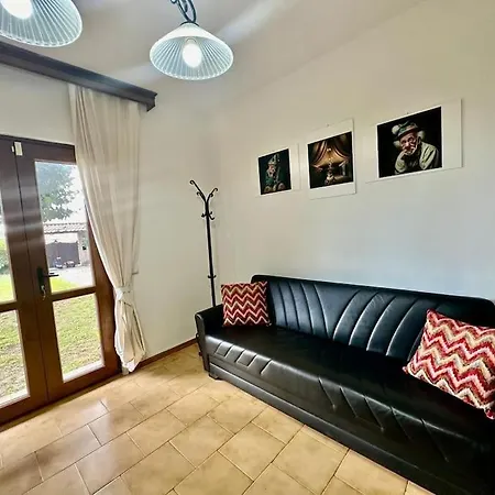Le 2 Magnolie, В'яреджо