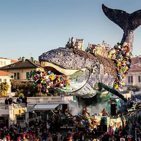 Le 2 Magnolie, * Viareggio